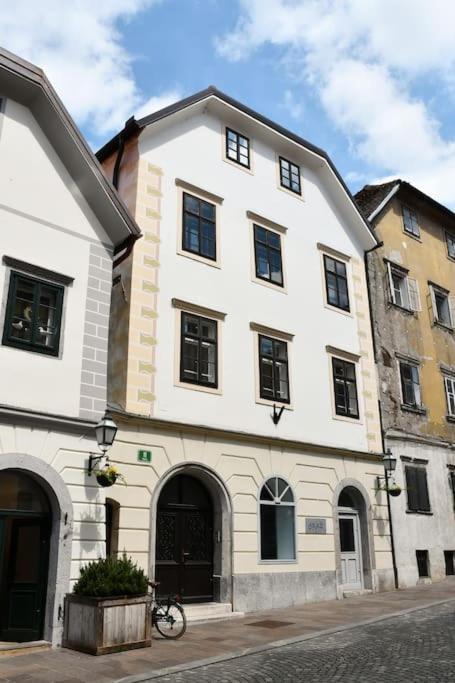 Stairway To Ljubljana Apartment Exterior foto